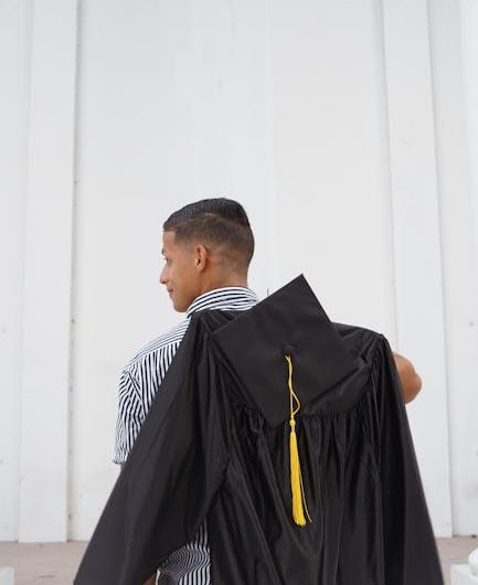 Купить диплом бакалавра с занесением в реестр